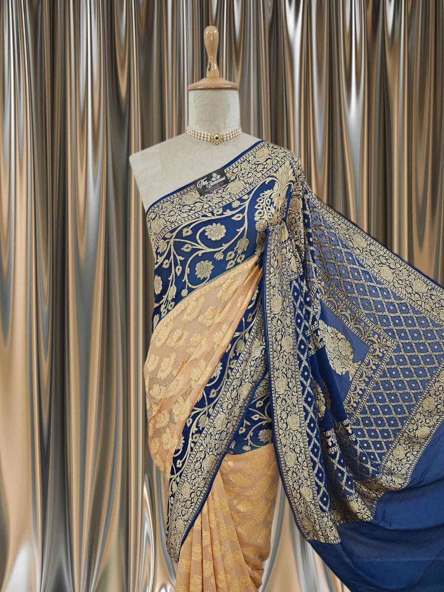 Close-up of Lightweight Contrast Shade Handloom Chiffon Banarasi Saree with Gold Zari Work