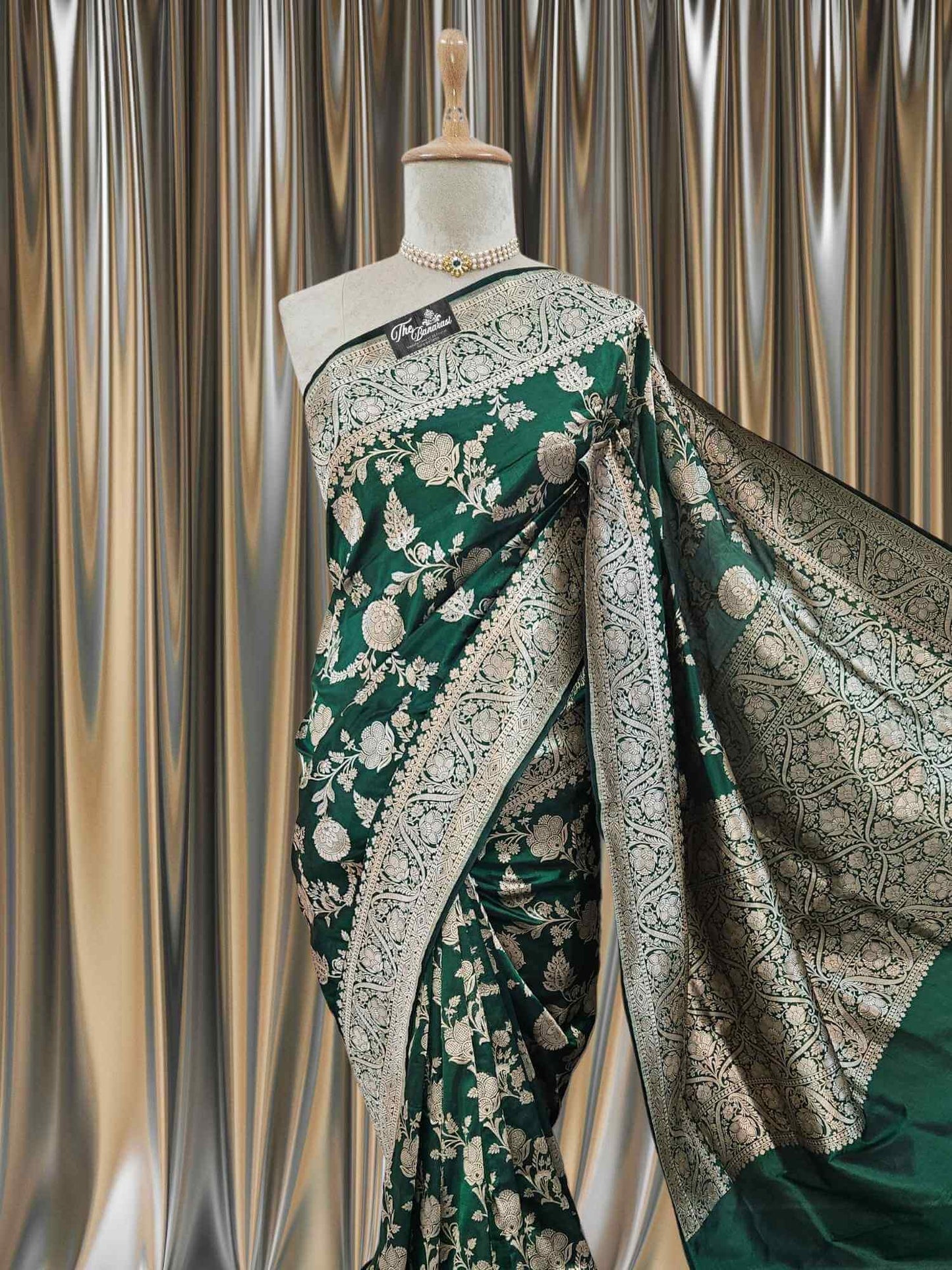 Close-up of Dark Green Katan Silk Handwoven Banarasi Saree with Water Zari Work