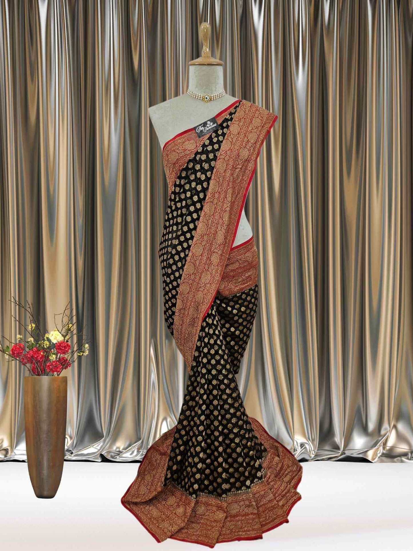 Mannequin wearing Dual Shade Khaddi Georgette Handwoven Banarasi Saree with Antique Zari Work - Full View