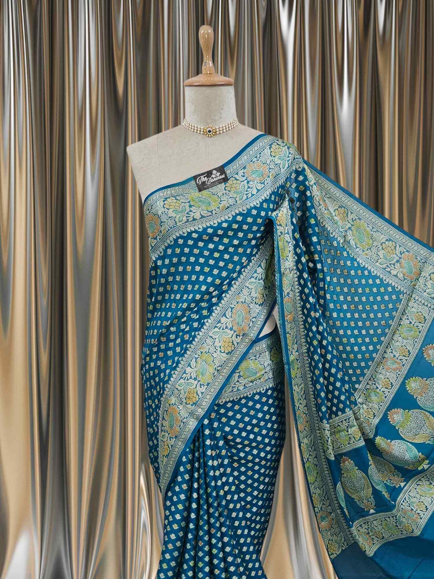 Close-up of Lightweight Teal Handloom Chiffon Hand Brush Banarasi Saree 