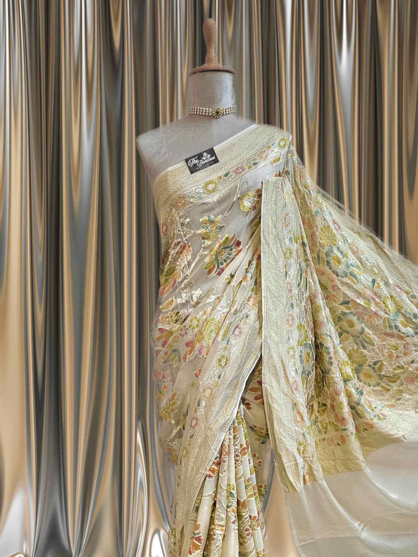 Cream Color Khaddi Georgette Water Zari Banarasi Handloom Saree