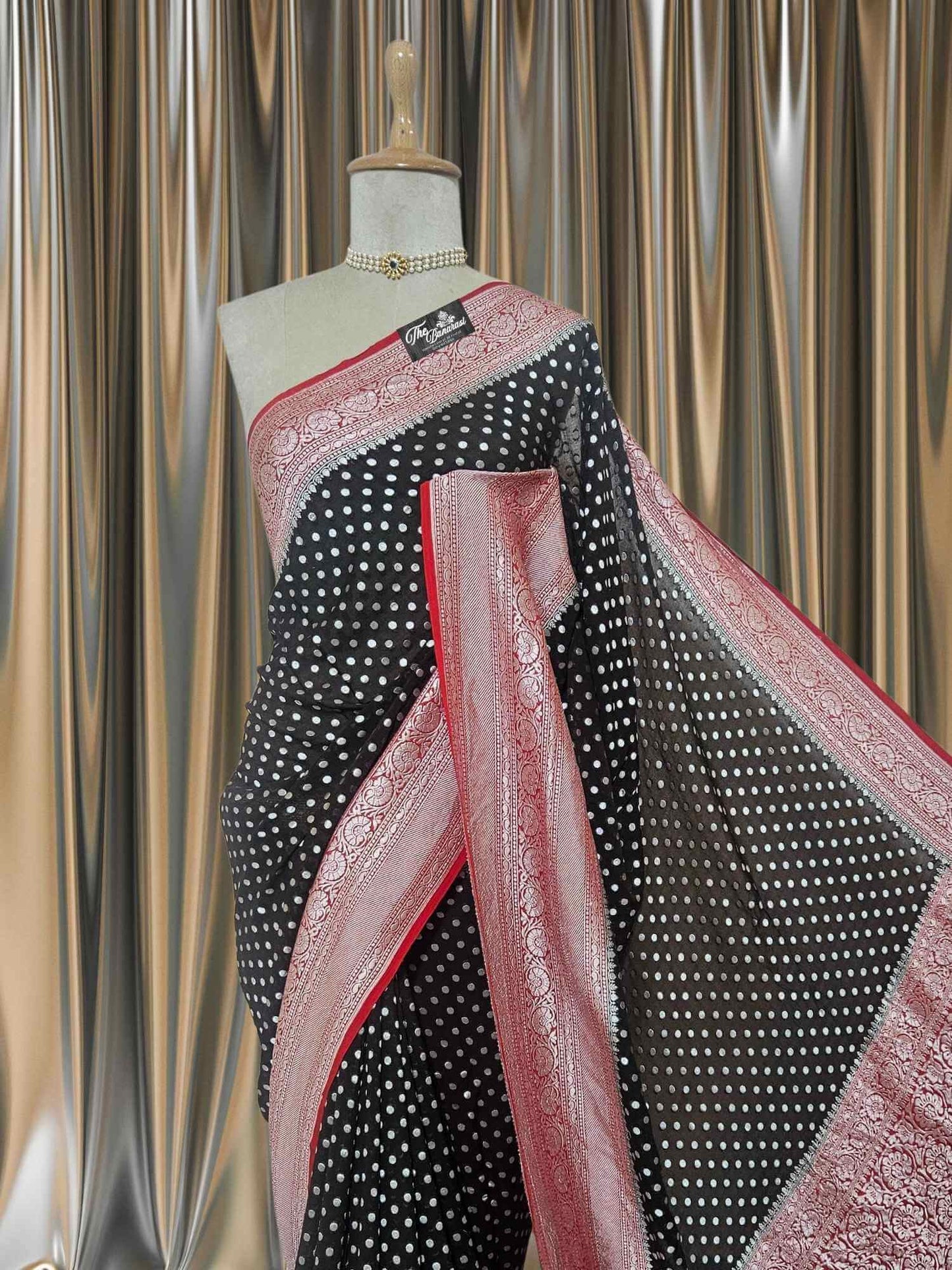 Dual-shade Khaddi Georgette Water Zari Banarasi Handloom Saree