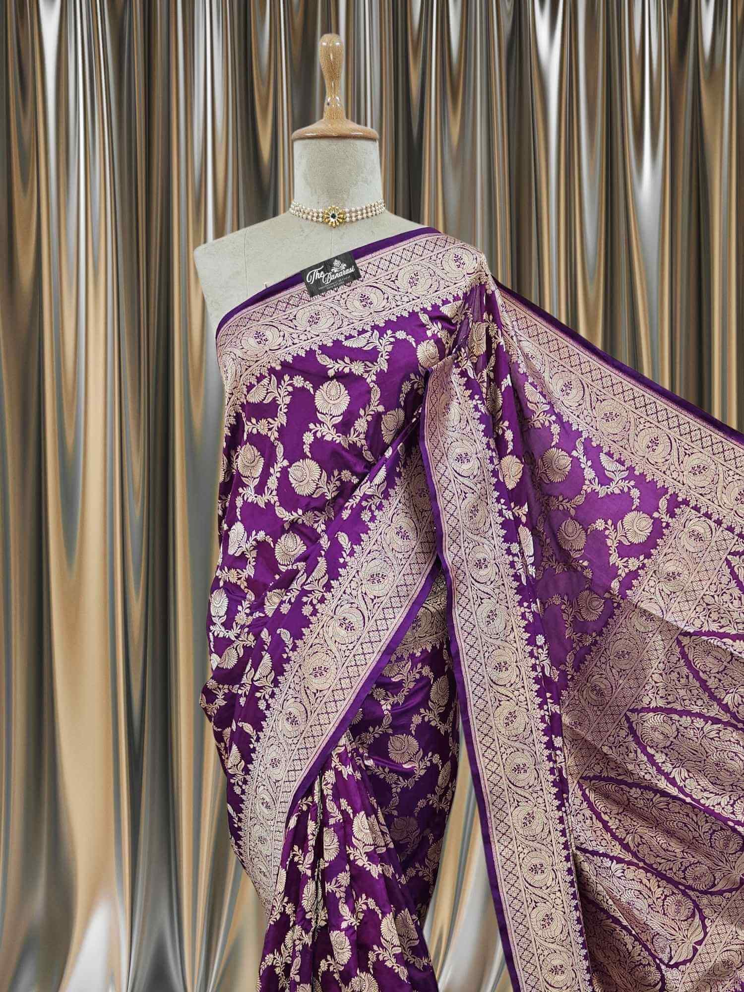 Close-up of Orchid Purple Katan Silk Handwoven Banarasi Saree with Water Zari Work